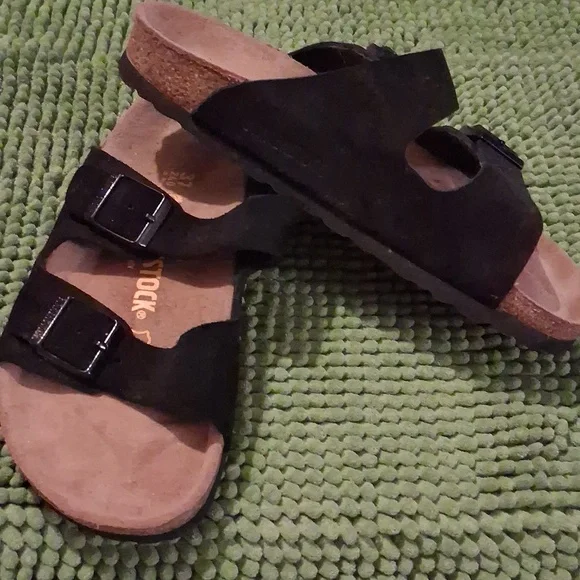 Birkenstock Black Suede Sandals, Size 37, Regular Width, EUC. - Picture 5 of 8
